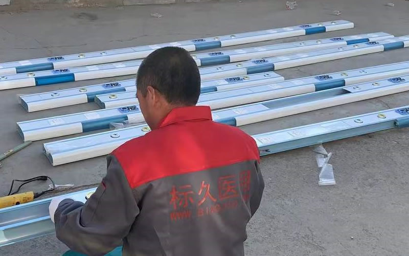 醫(yī)用設(shè)備帶設(shè)備安裝組裝